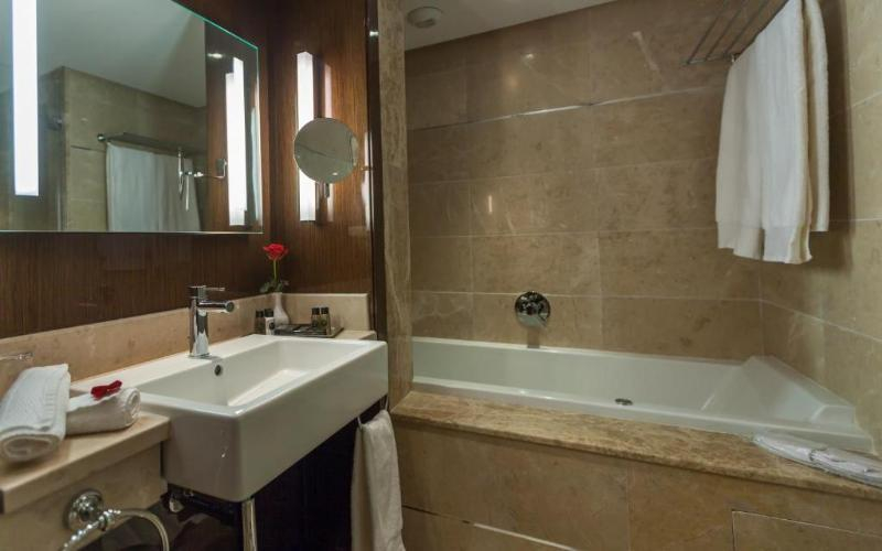Bathroom, Laico Tunis Spa & Conference Center, Bab Bhar