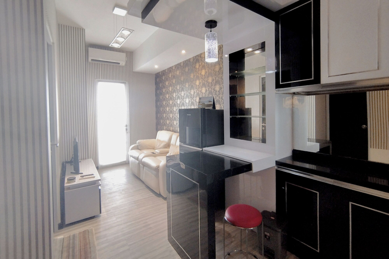 Living area 4, Monochromatic Modern 1Br At Tamansari Prospero Sidoarjo Apartment, Sidoarjo