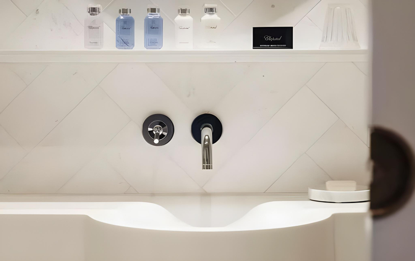 Bathroom 4, Maison ELLE Amsterdam, Amsterdam