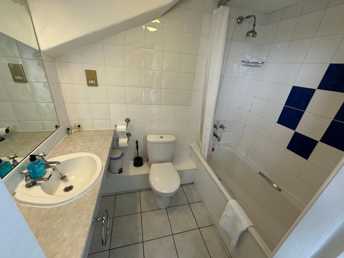 Bathroom 4, Clarkes Hotel Barrow in Furness, Cumbria