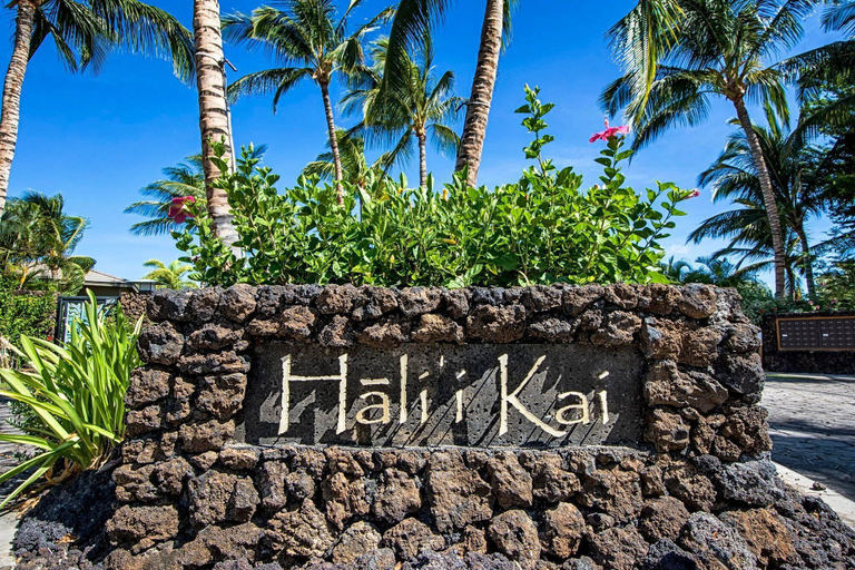 Exterior detail 3, Direct Ocean Front - AC - Concierge Included - Ocean Viewing Lanai & Near Shops! -vrkcv, Hawaii