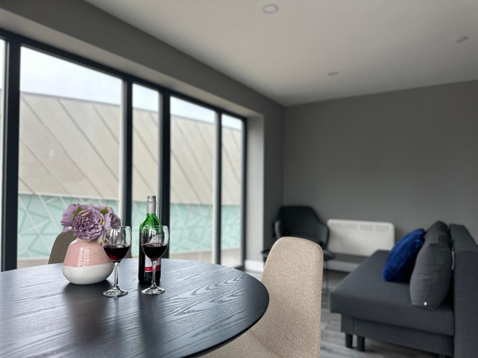 Others 4, Monarchs Quay Arena Apartments by Happy Days, Sefton