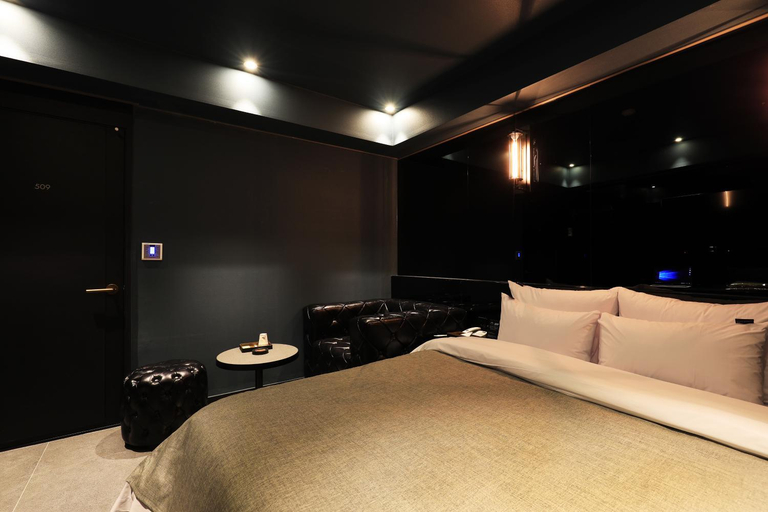 Bedroom 2, Rainbow Hotel Yongsan, Yongsan