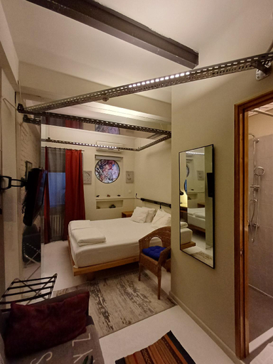Bedroom 2, Peradays Hotel, Beyoğlu