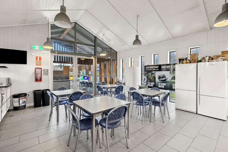 Food & Drinks 5, Hampshire Holiday Parks - Arrowtown, Queenstown-Lakes