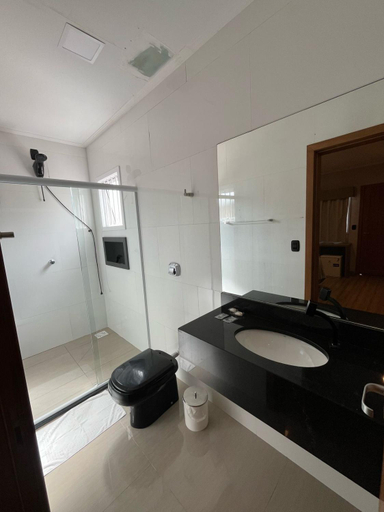 Bathroom 3, Hotel Villa Inacia, Vacaria