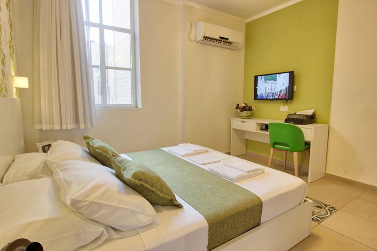 Bedroom 2, 1926 Designed ApartHotel