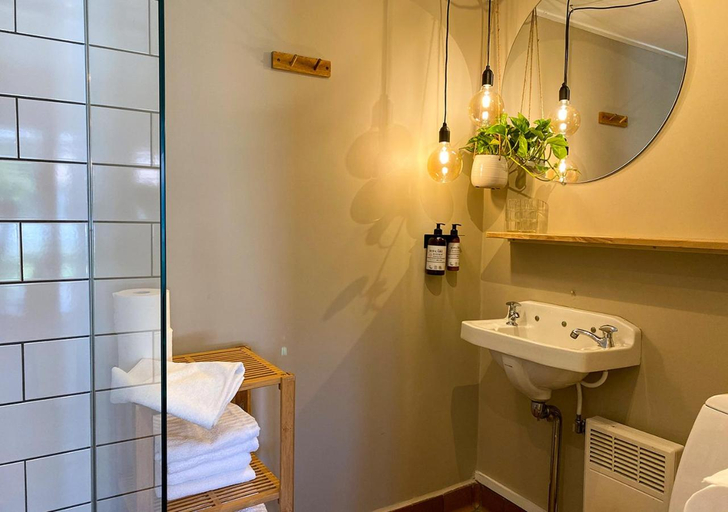 Bathroom 3, Hotel Blomme's Place, Bornholm