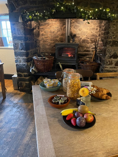 Food & Drinks 5, The Old Smithy Inn, Devon