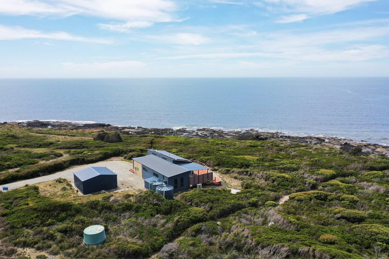 Others 2, Seaspray Beach House, George Town - Pt B