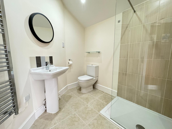 Bathroom 5, Class Stays, Shropshire