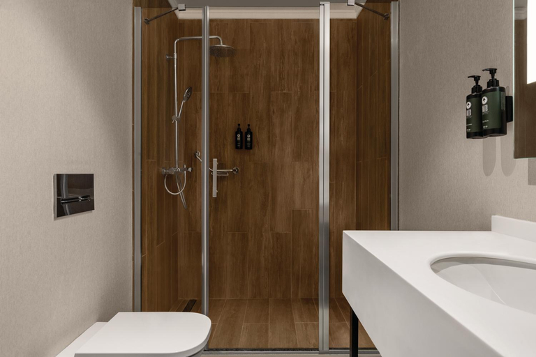 Bathroom 4, Ramada Encore by Wyndham Istanbul Arnavutkoy, Arnavutkoy
