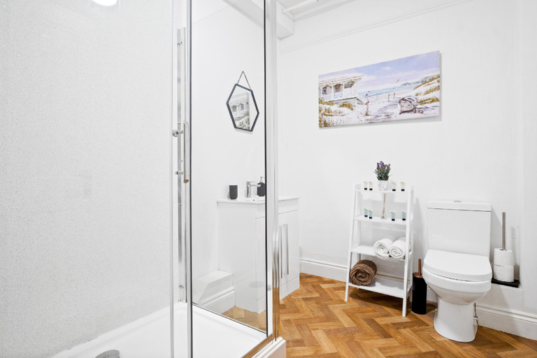 Bathroom 3, Urban Living - Flat 2, Bournemouth