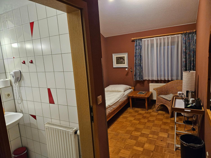 Bedroom 3, Schwarzwald Sportzentrum Neubulach, Calw