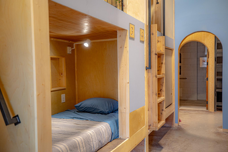 Bedroom 2, Social Stays - FIRST hostel on State Street , Santa Barbara