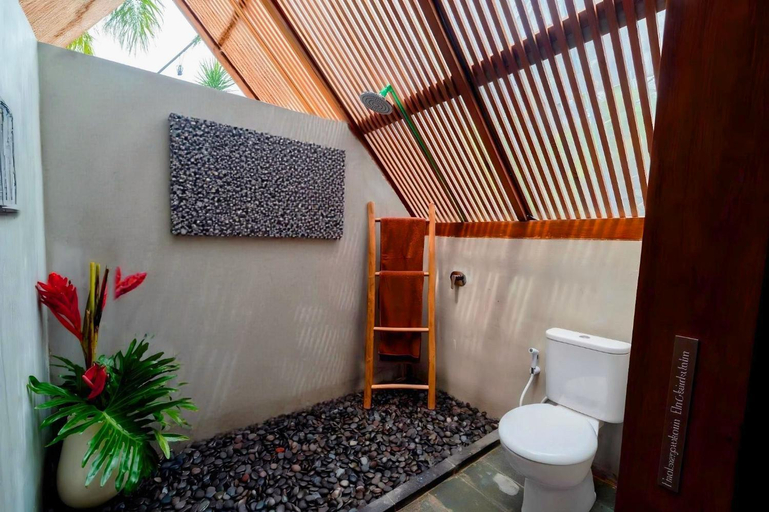 Bathroom 3, Suarsena Bisma, Gianyar
