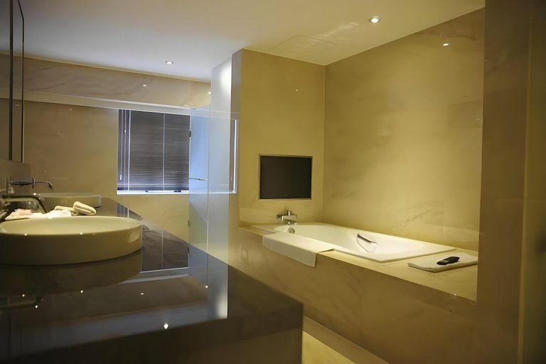Bathroom 4, Tao Garden Hotel, Taoyuan