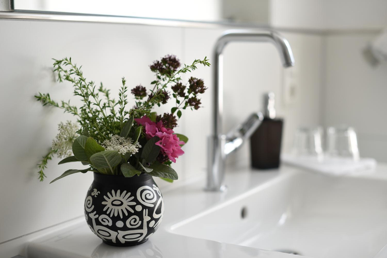 Bathroom, Weingut und Gastehaus Zilliken, Trier-Saarburg