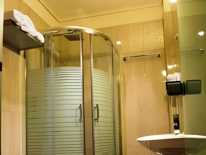 Bathroom 2, Hotel Aheron, Epirus
