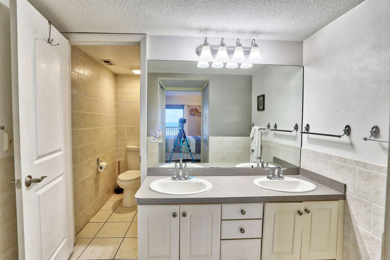 Bathroom 4, Villa Madeira 406, Pinellas