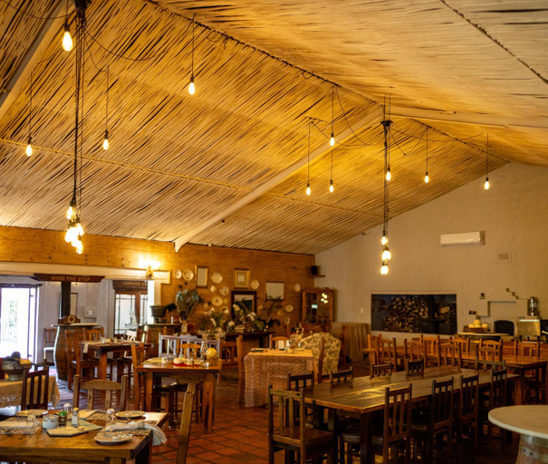 Food & Drinks 5, De Opstal Country Lodge, Eden