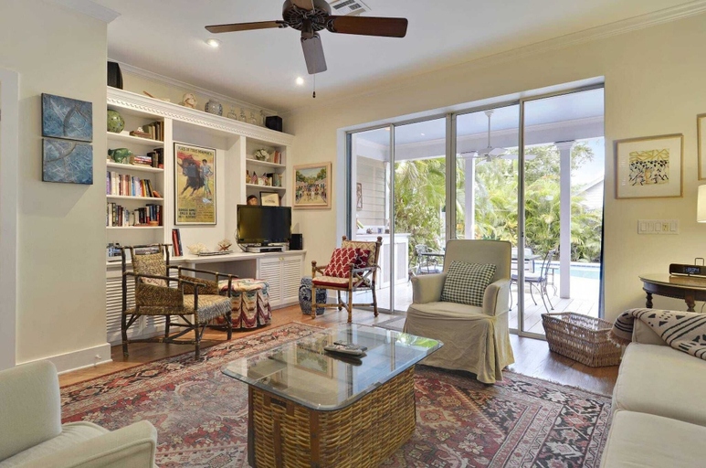 Interior 3, Amelia Home by Avantstay In Historic Old Town w/ Pool, Monroe