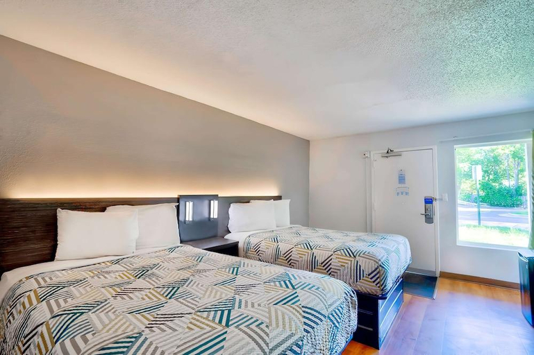 Bedroom 3, Motel 6 Virginia Beach, Virginia Beach
