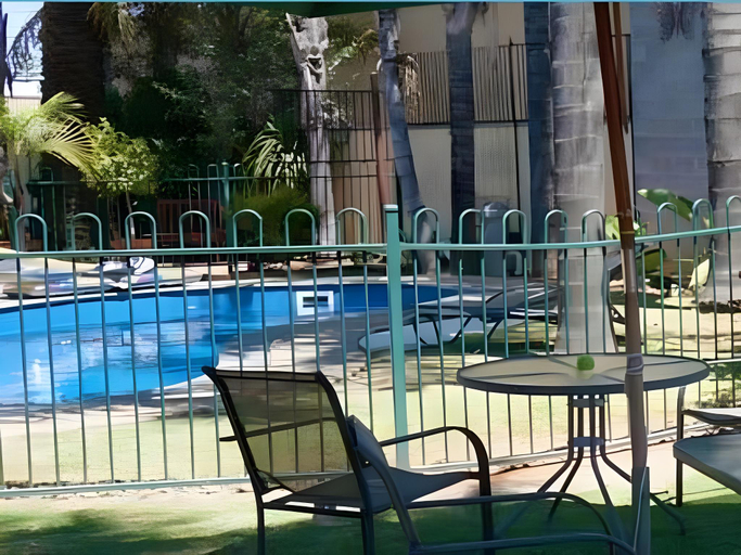 Sport & Beauty 4, Mid-City Plantation Motel, Mildura - Pt A