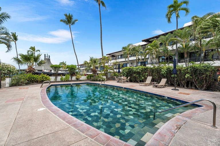 Pool 2, Completely Updated - Ground Floor - Washer/dryer in Unit - Vrkcv, Hawaii
