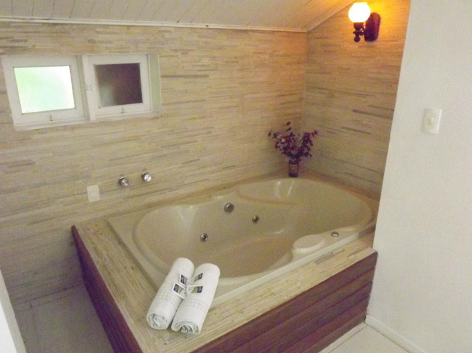 Bathroom 5, Hotel Vivenda Penedo, Itatiaia