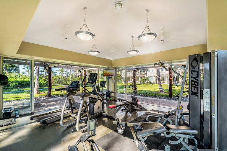 Fitness facility, Great Location - AC & Wifi -vrkcv, Hawaii