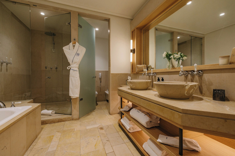 Bathroom 5, METT Barcelona GL – A Leading Hotel of the World, Barcelona