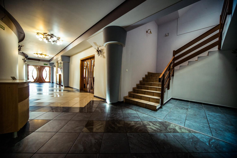 Others 5, Hotel Ada, Kędzierzyn-Koźle