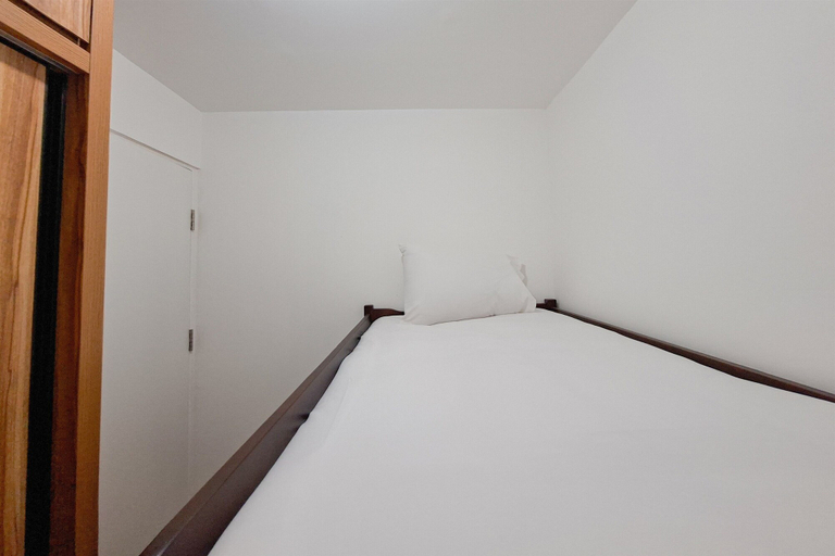 Room 2, Warm And Cozy 2Br At Urbantown Serpong Apartment, Tangerang Selatan