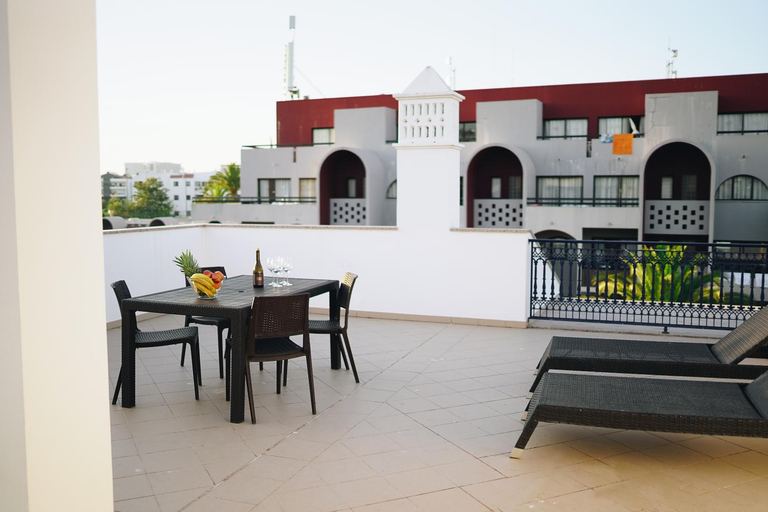 Others 4, Host Wise - Wonderful Flats with Pool, Albufeira