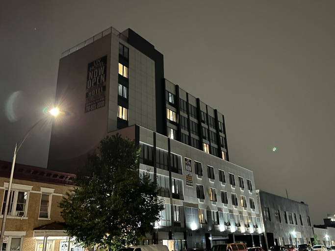 Exterior 5, LIV Hotel Bronx - Newly Built, New York