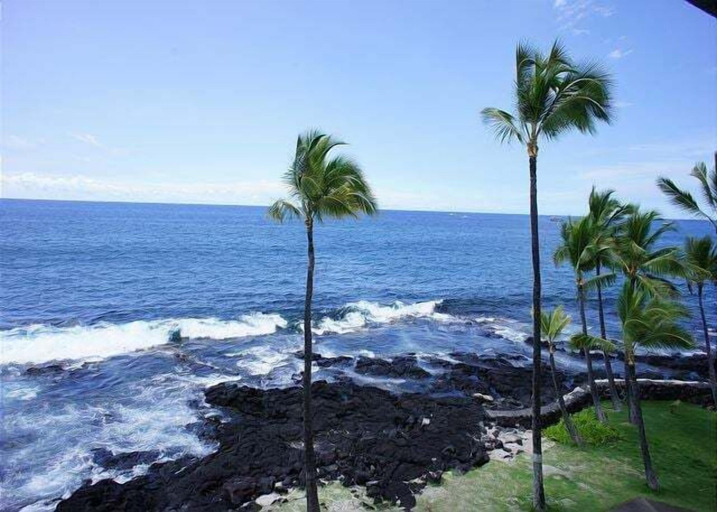 Beach 4, Ocean Front - Walk to Kona Town! - Vrkcv, Hawaii