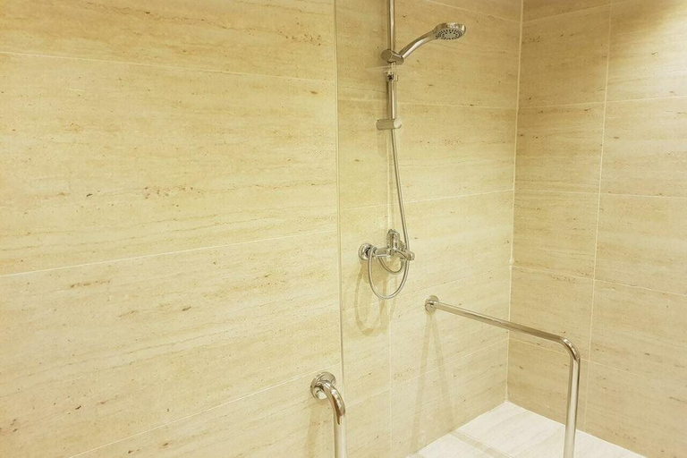 Bathroom 3, Gloria Hotel, Salt