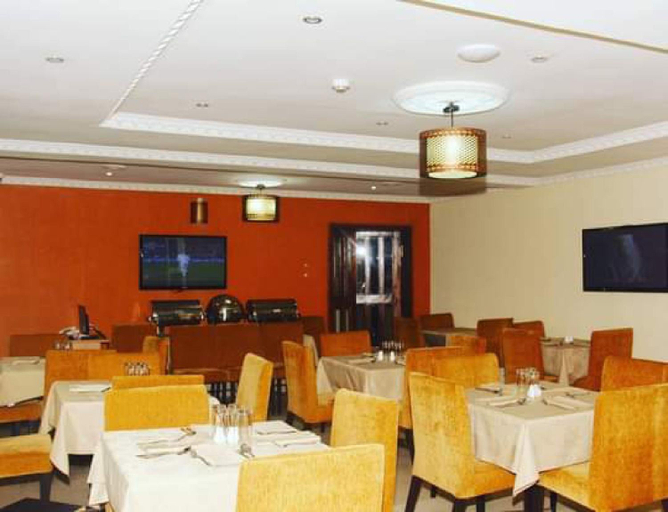 Food & Drinks 2, Choice Suites 111- Guest Room, Ikeja