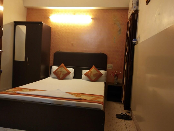 Others 4, Atithi Ashray, Patna