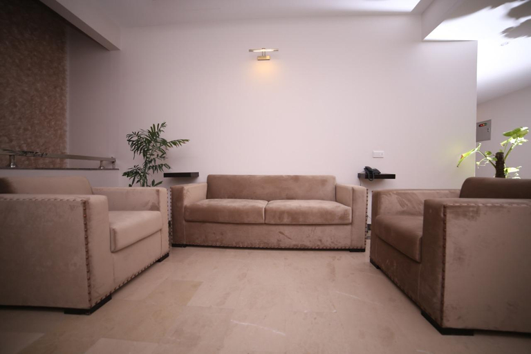 Public Area 3, Zifan Hotel & Suites, Karachi