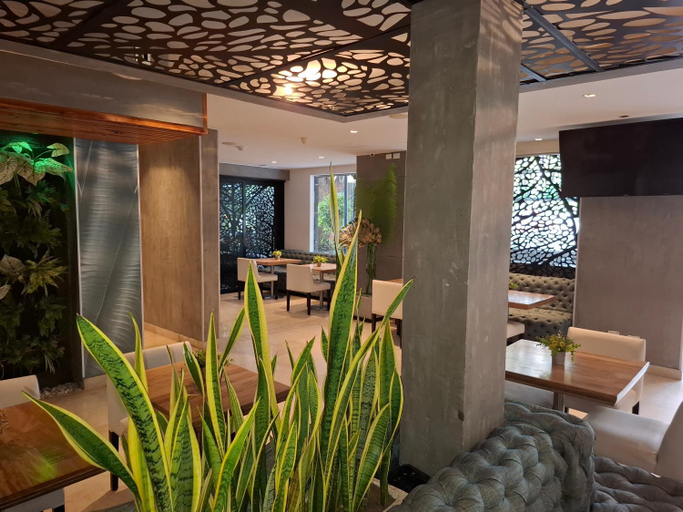 Food & Drinks 5, Washington Plaza, Barranquilla