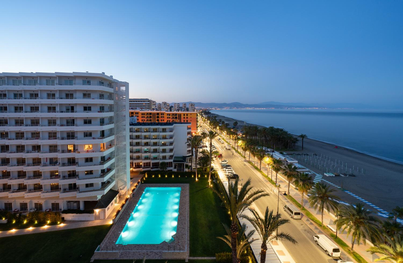 Exterior & Views 1, Hotel Apartamentos Bajondillo, Málaga