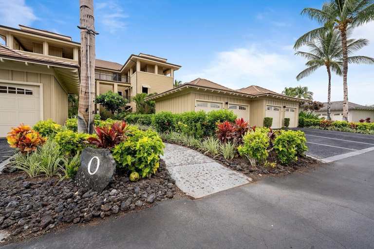 Exterior 3, Waikoloa Beach Fun: Concierge, Pools & Steps to Dining & A-bay - Vrkcv, Hawaii