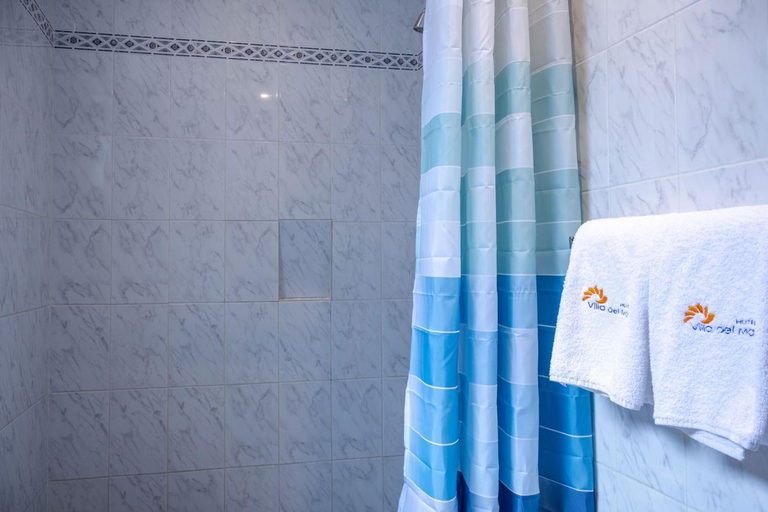 Bathroom 2, Hotel Villa del Mar, Mexico City