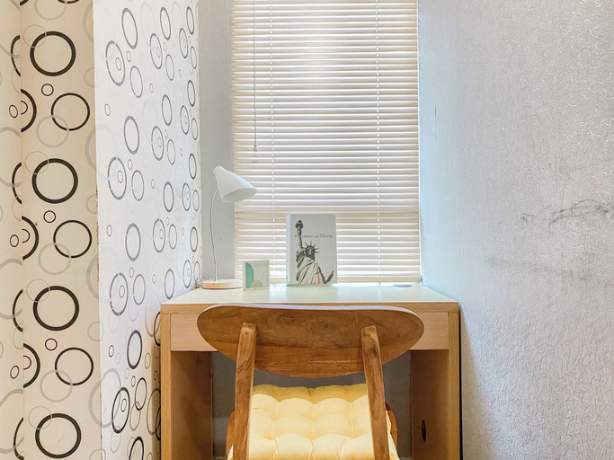 Room 5, Relaxing And Homey 2Br Cinere Bellevue Suites Apartment, Depok