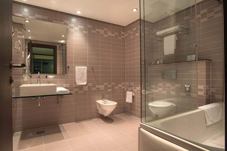 Bathroom 4, Rosslyn Central Park Hotel Sofia, Stolichna