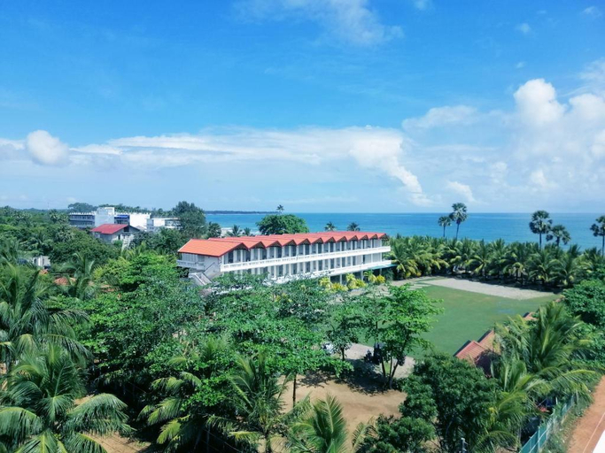 Others 5, Trinco Star Hotel, Trincomalee Town and Gravets
