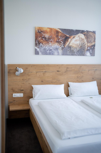 Bedroom 2, Lahn Hotel, Marburg-Biedenkopf