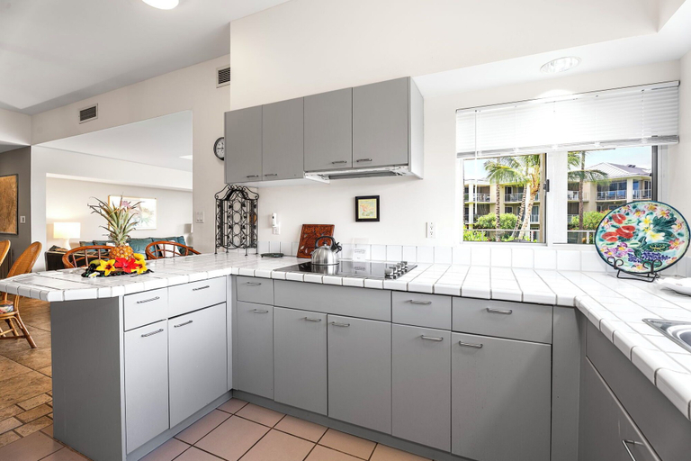 Private kitchen 5, Beautiful Mountain View - Concierge Included - Spacious! - Vrkcv, Hawaii